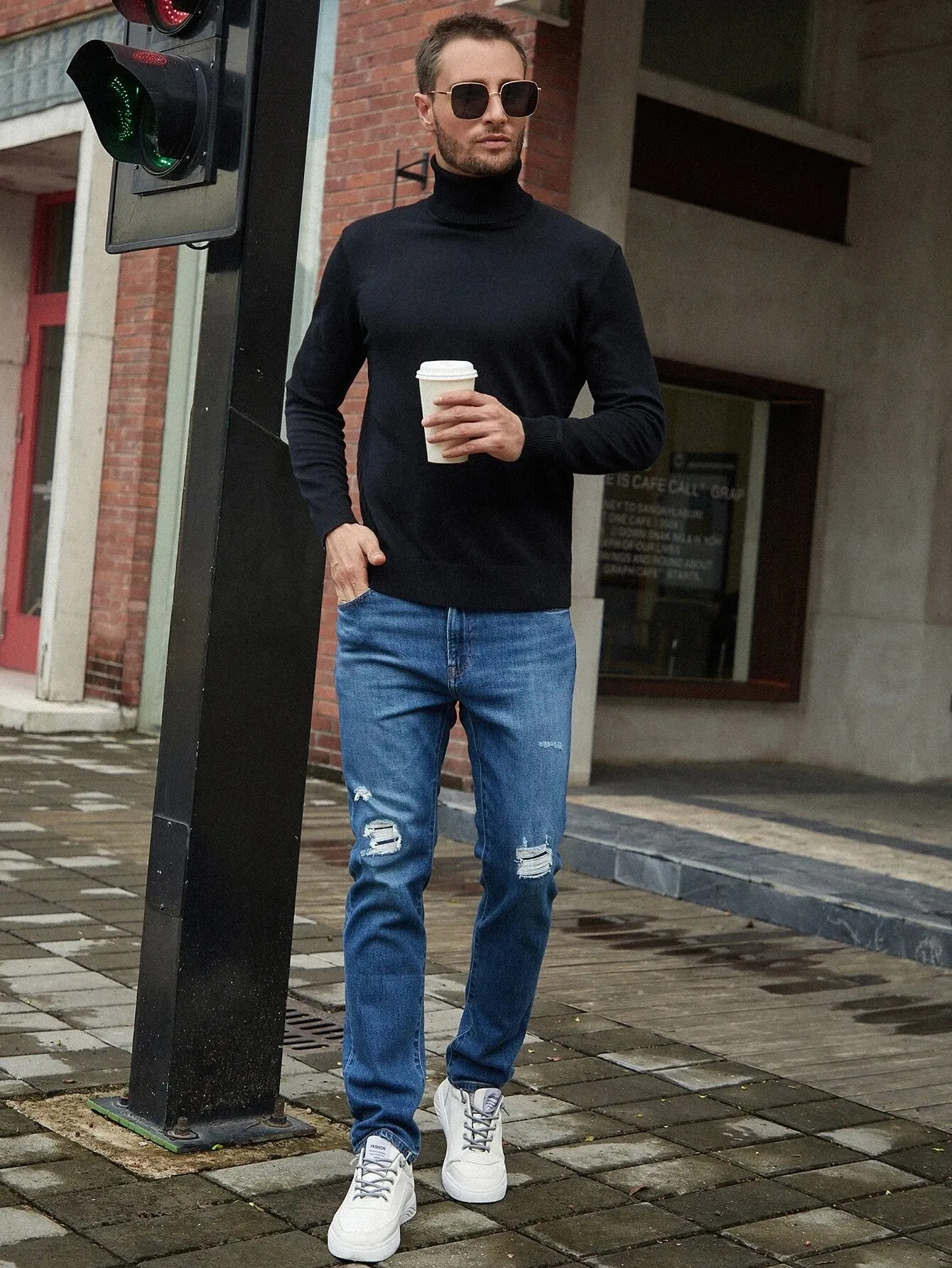 Homme Men Solid Turtleneck Sweater