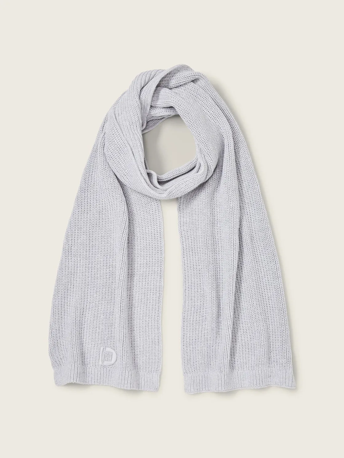 KNITTED SCARF