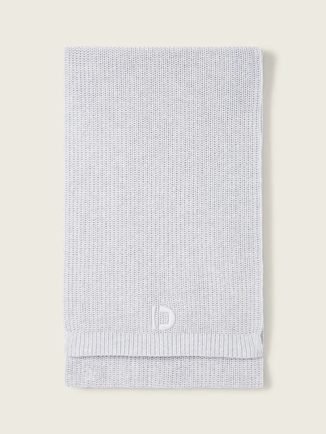 KNITTED SCARF