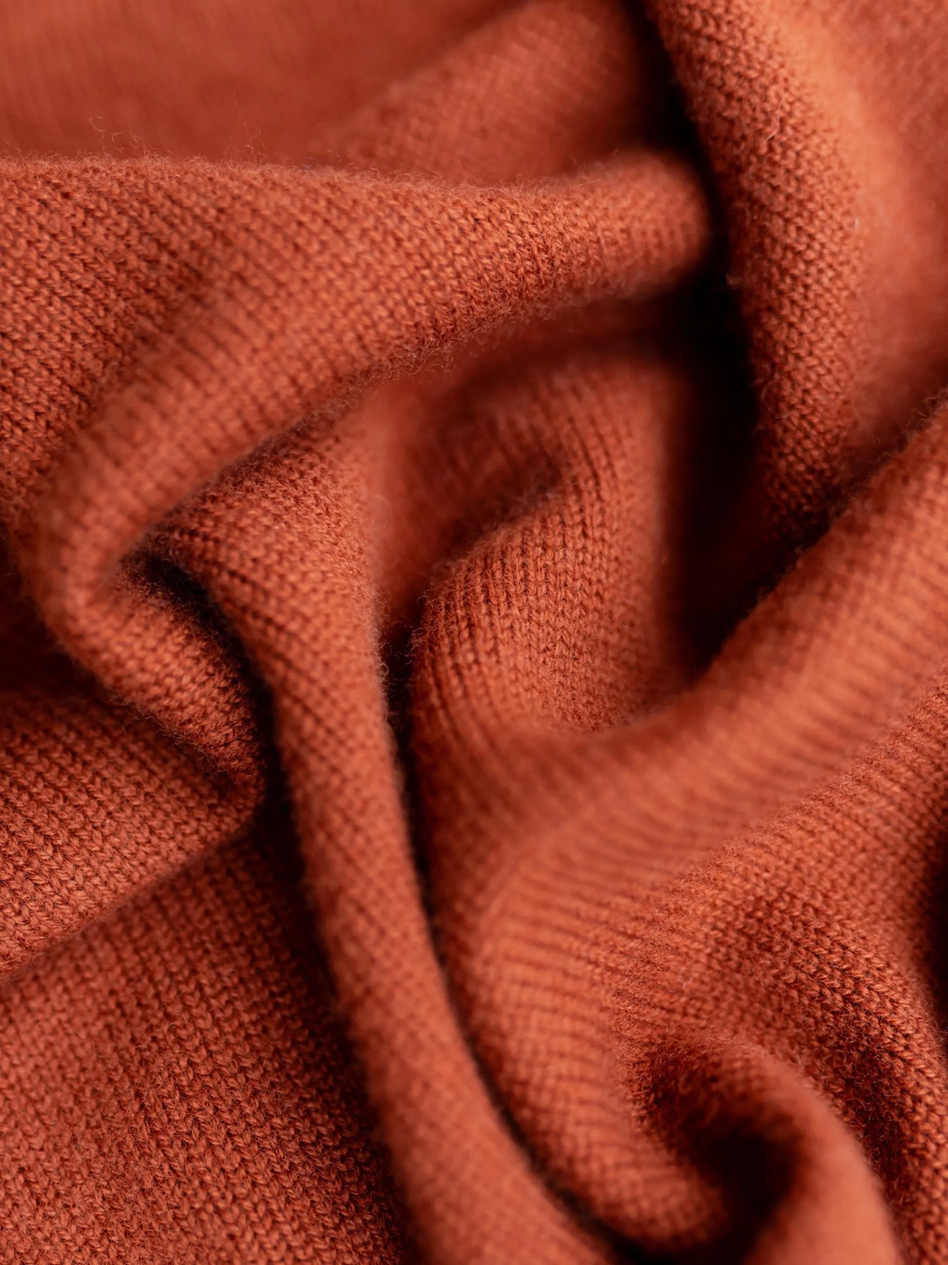 Merino Triangle Scarf in Rust