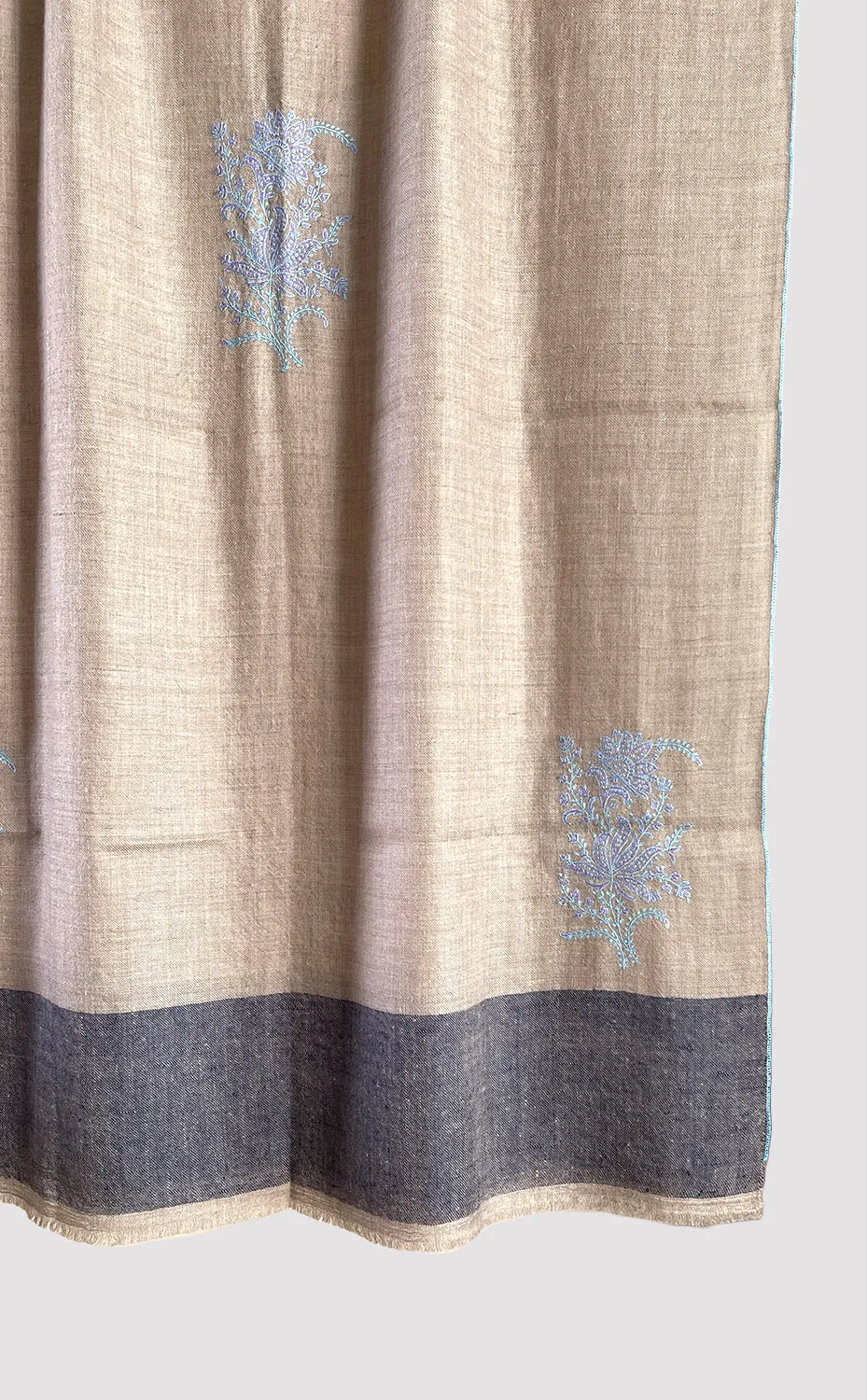 Pashmina Hand-Embroidered Motif Stole