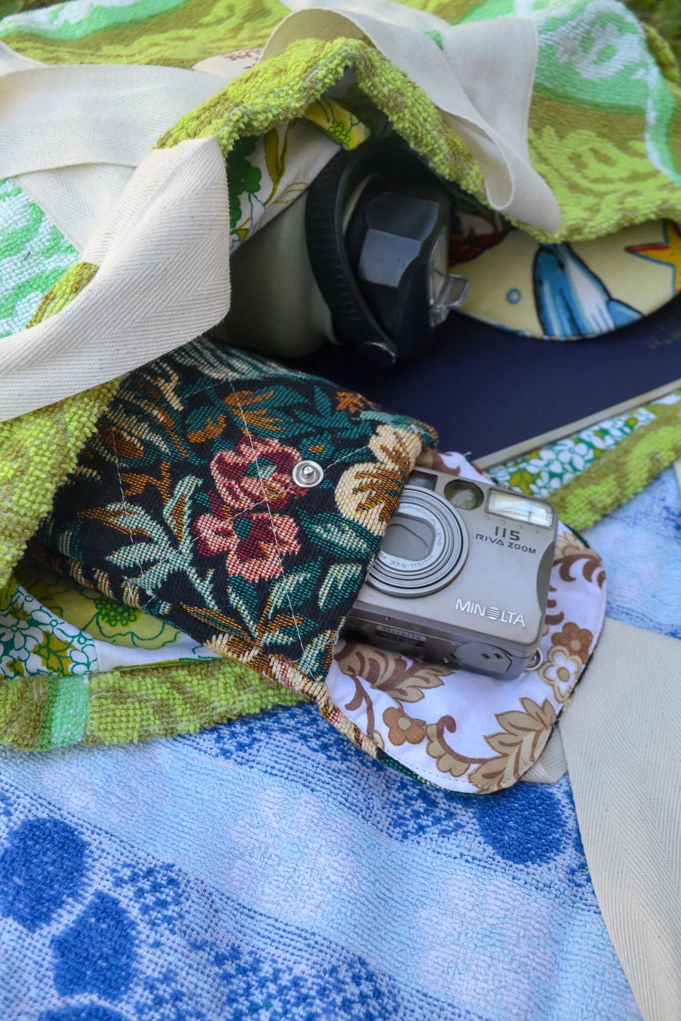 Quilted Pouch | Tapestry | Mini