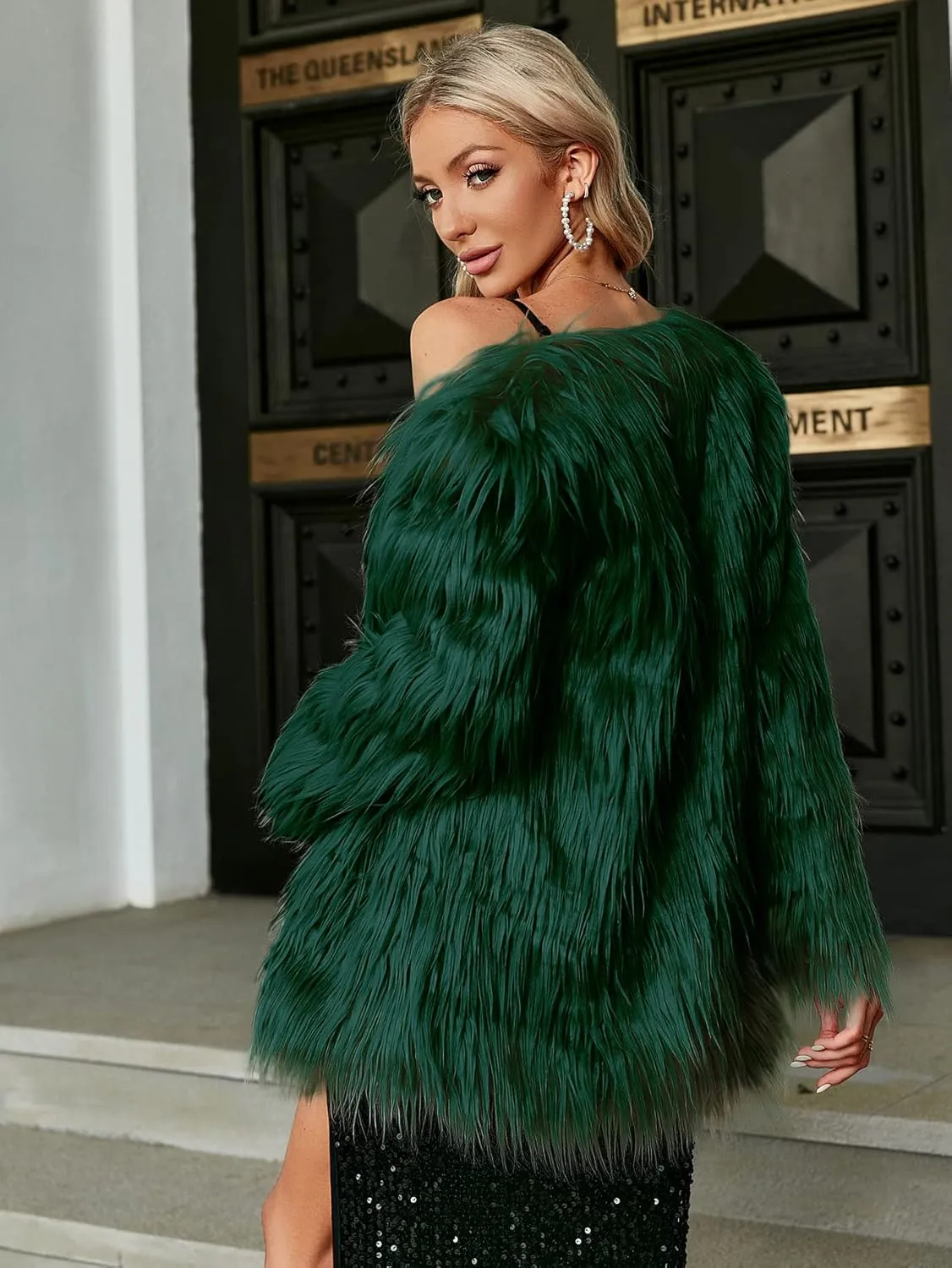 Simplee Apparel Women's Long Sleeve Fluffy Faux Fur Warm Coat